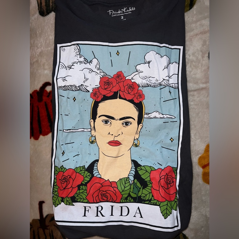 Torrid Size 2 Frida Khalo Shirt